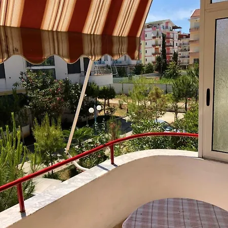 Eldi's Apartment Golem (Tirana)